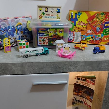 Apartman Maca Пирот Екстериор снимка