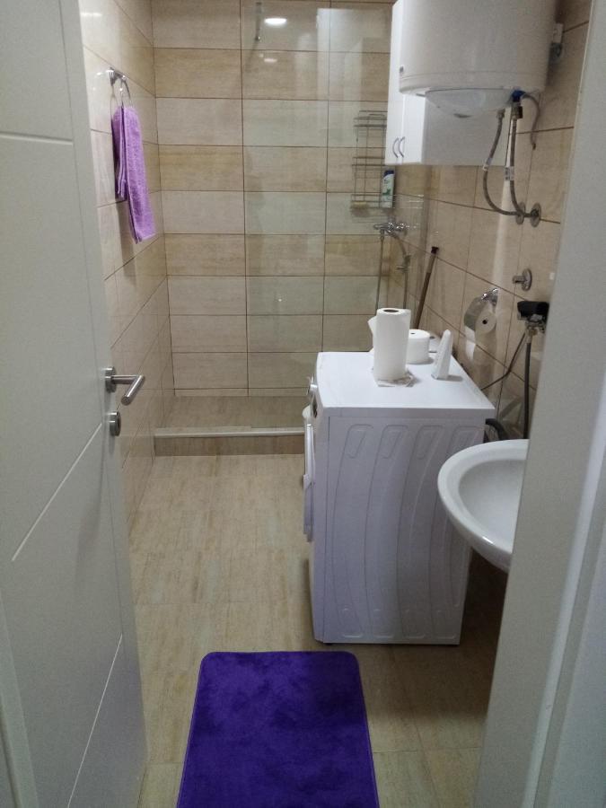 Apartman Maca Пирот Екстериор снимка