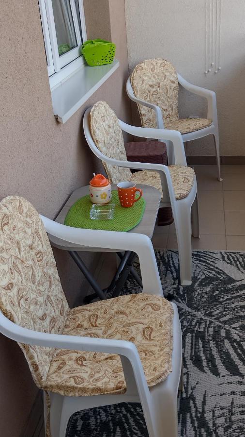 Apartman Maca Пирот Екстериор снимка