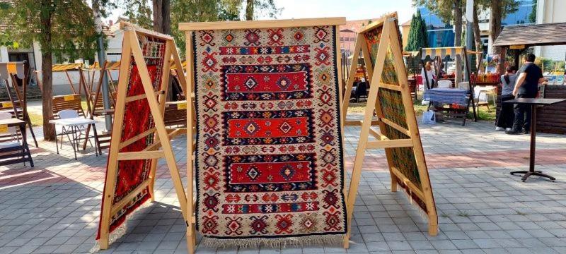 Apartman Maca Пирот Екстериор снимка